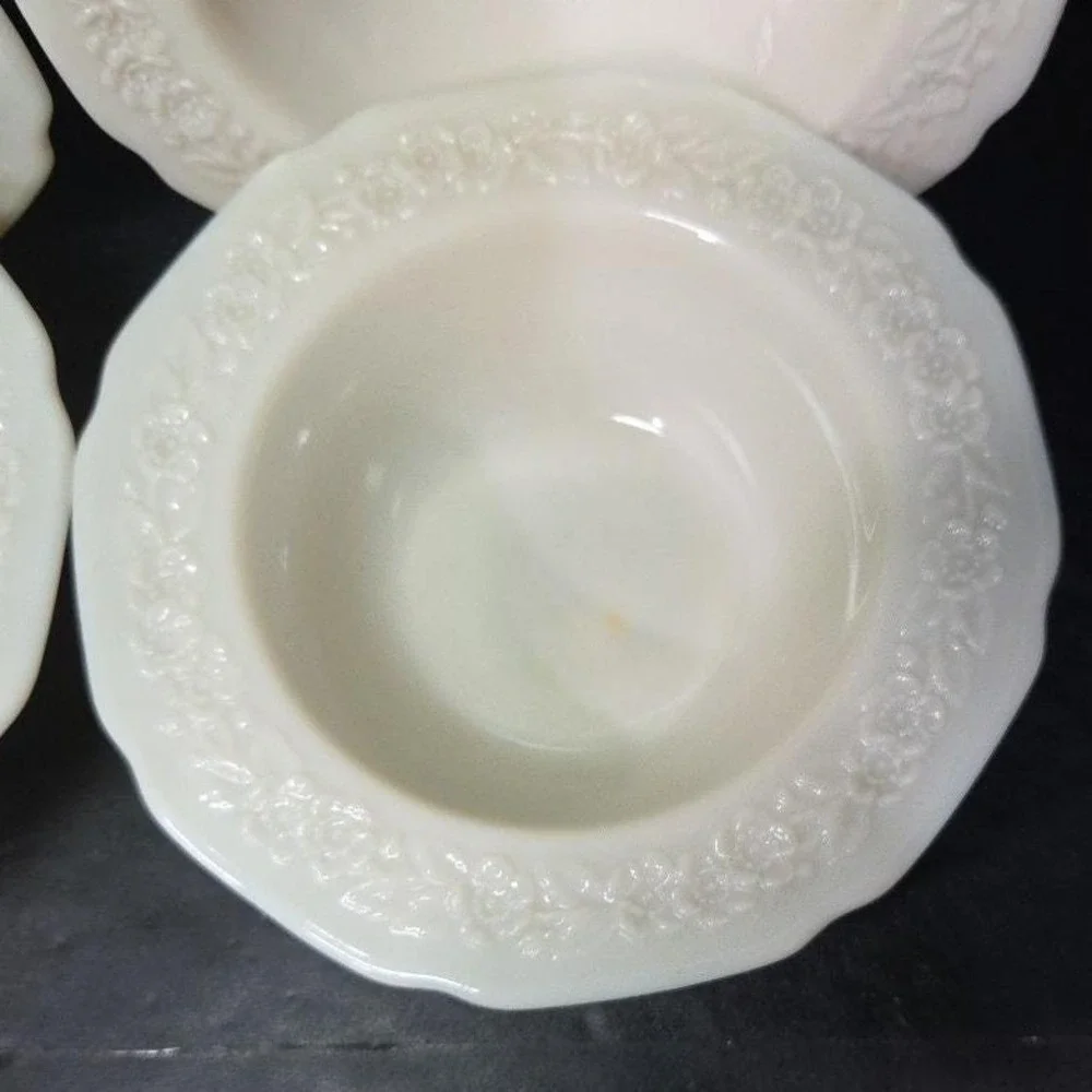 Indiana Glass Orange Blossom Dessert Bowls, Set‎ of 4, Vtg Off White Tableware
